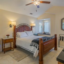Solvang Alisal Vacation Cottages - Cottage Rose #1 Bedroom