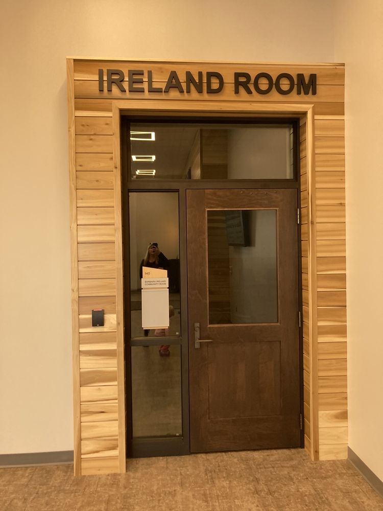 CHILI PUBLIC LIBRARY Updated August 2024 16 Photos & 11 Reviews