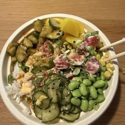 Tuna, make your own poke.