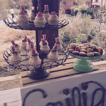 Astonishing Cakes - Custom cowgirl boot cupcakes - Custom Cakes Near Me Astonishing Cakes - Custom cowgirl boot cupcakes - Custom Cakes Near Me