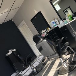 Nisha Beauty Salon
