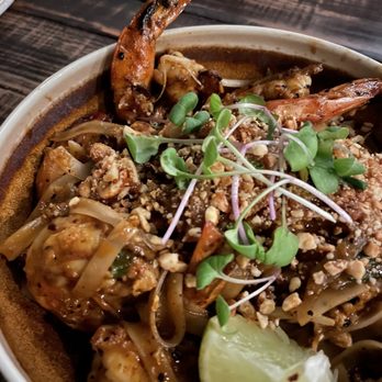 Modita - Tamarind Noodles - Sushi Bars Near Me - Indianapolis, Indiana