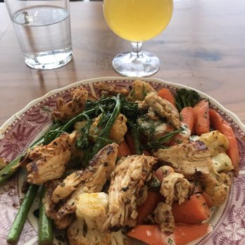 Publican Tavern - Roasted veggie salad with chicken - New American Near Me - Chicago, Illinois