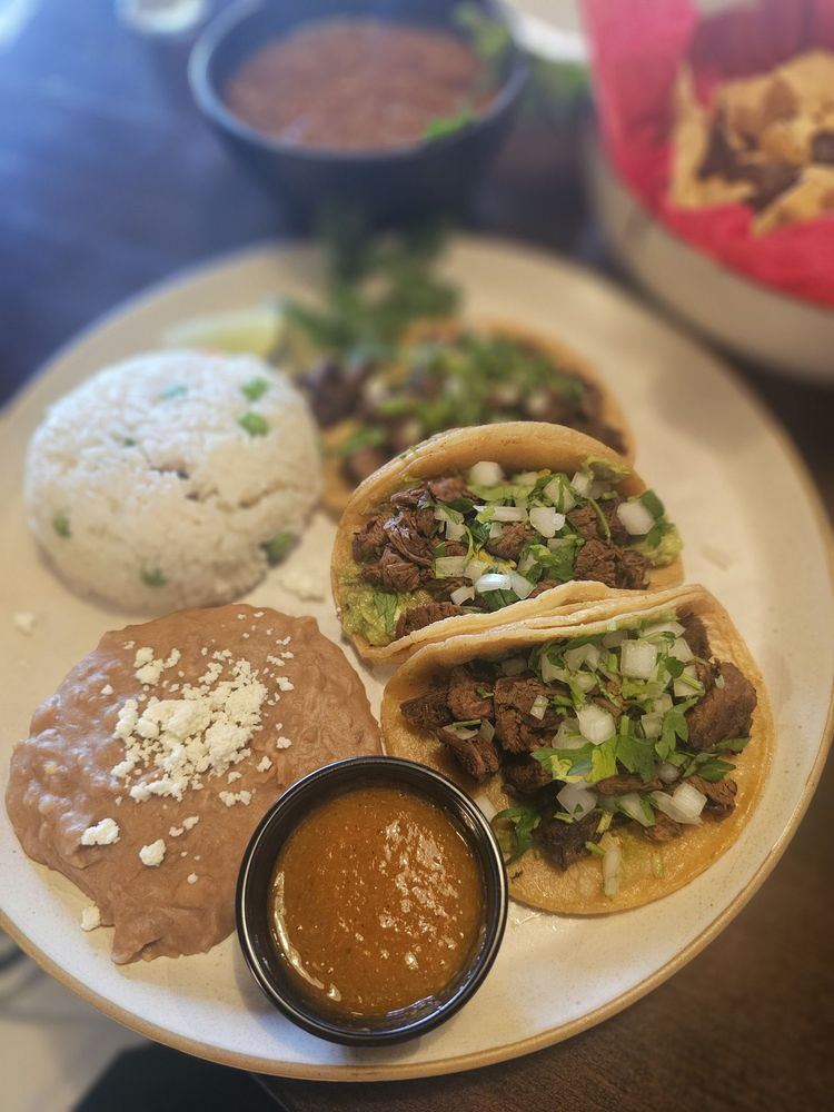 Alebrijes By Chef Paco - Photo 1