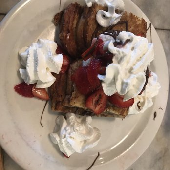 Strawberry Place - Breakfast & Brunch Near Me - Nyack, New York Strawberry Place - Breakfast & Brunch Near Me - Nyack, New York