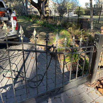 Dixon Fabrication - Metal Fence Repairs - Metal Fabricators Near Me - Jacksonville, Florida