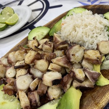 Solo Veracruz es Bello - Grilled octopus - Seafood Near Me - Puebla, PUE