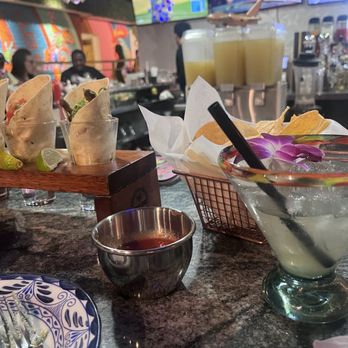 Dulce Vida Tacos & Tequila - Margarita on the rocks, salsa, taco shots - Tacos Near Me - Oklahoma City, Oklahoma Dulce Vida Tacos & Tequila - Margarita on the rocks, salsa, taco shots - Tacos Near Me - Oklahoma City, Oklahoma
