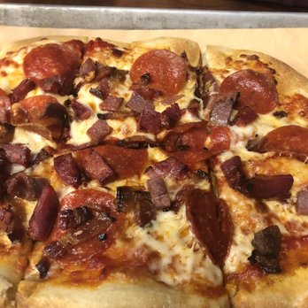 Booneshine Brewing - Meaty flat bread. More like a pan pizza. Yummy. - Breweries Near Me - Boone, North Carolina Booneshine Brewing - Meaty flat bread. More like a pan pizza. Yummy. - Breweries Near Me - Boone, North Carolina