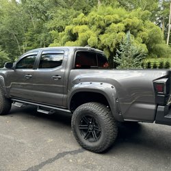 Trick Trucks & Cars