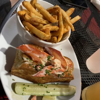 Slapfish - Lobster roll - Seafood Near Me - Indianapolis, Indiana