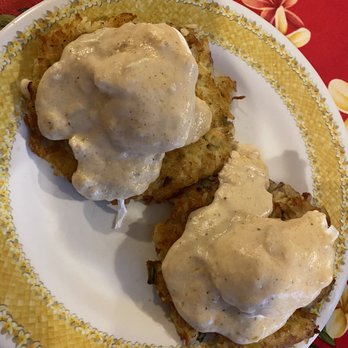 808 Grindz Cafe - Crab cake latkas - Cafes Near Me - Lahaina, Hawaii 808 Grindz Cafe - Crab cake latkas - Cafes Near Me - Lahaina, Hawaii