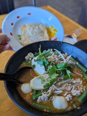D E Thai Kitchen by null