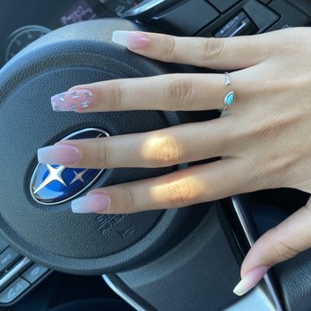 Natural Nails - Nail Salons Near Me - Vancouver, Washington