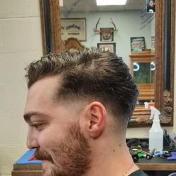 Eye Kandy Barbershop - Awesome cuts all day long.