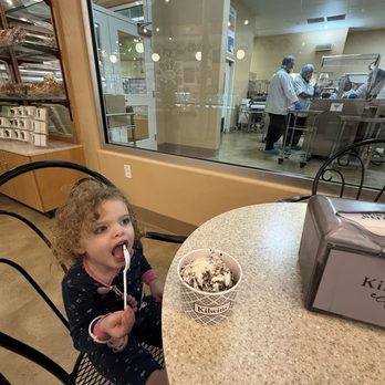 Kilwins Ice Cream - Chocolate - Fudge - Desserts Near Me - Petoskey, Michigan