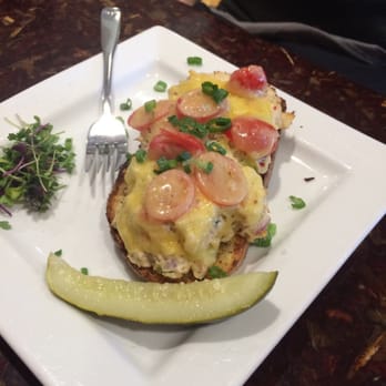 Deer Valley Cafe - Tuna melt - Cafes Near Me - Park City, Utah