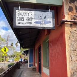 Exterior photo of Snoopy's Surf Shop - Haleiwa, Hawaii Exterior photo of Snoopy's Surf Shop - Haleiwa, Hawaii
