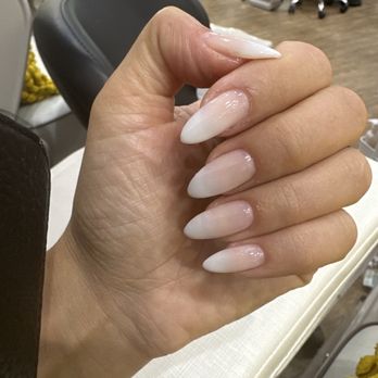 Naillywood - Ombré French tip gel builder - Nail Salons Near Me - Porter Ranch, California Naillywood - Ombré French tip gel builder - Nail Salons Near Me - Porter Ranch, California