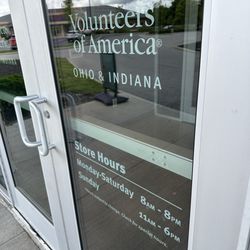 Volunteers of America Thrift Store - Pickerington - Front entrance hours of operation