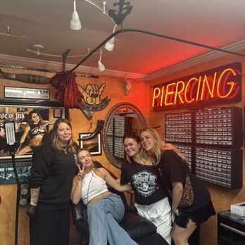 House of Ink - Tattoo Near Me - Venice, California House of Ink - Tattoo Near Me - Venice, California