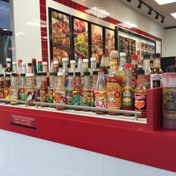 So much hot sauce!