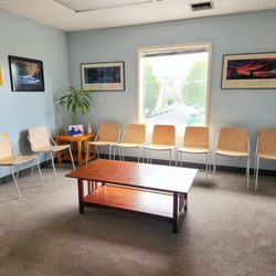 El Centro De Libertad - Our waiting room! Help yourself to cold filtered water or a magazine while you wait.