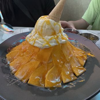 Autea Sweets & Eats - Mango Shaved Ice - Bubble Tea Near Me - Chicago, Illinois