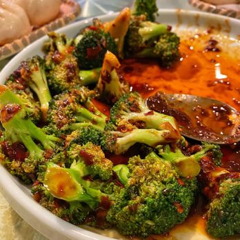 Blue Wave - V7. Broccoli with Garlic Sauce - Shanghainese Near Me - Williston Park, New York Blue Wave - V7. Broccoli with Garlic Sauce - Shanghainese Near Me - Williston Park, New York