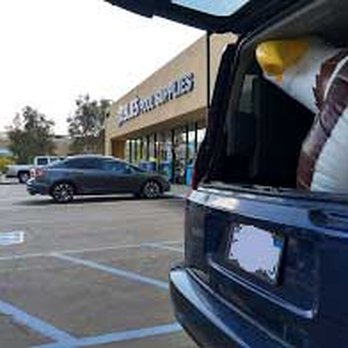 Leslie's Pool Supplies - Big pool float filled by Leslie's Pool - Hot Tub & Pool Near Me - La Mesa, California