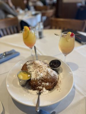 The Green Gateau by null