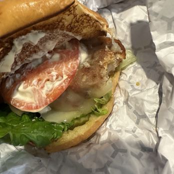 Wonder Parsippany - Look at this chicken, would you eat it? It looks really disgusting. Go across the street and buy a Chick-fil-A instead. - Food Delivery Services Near Me - Parsippany, New Jersey