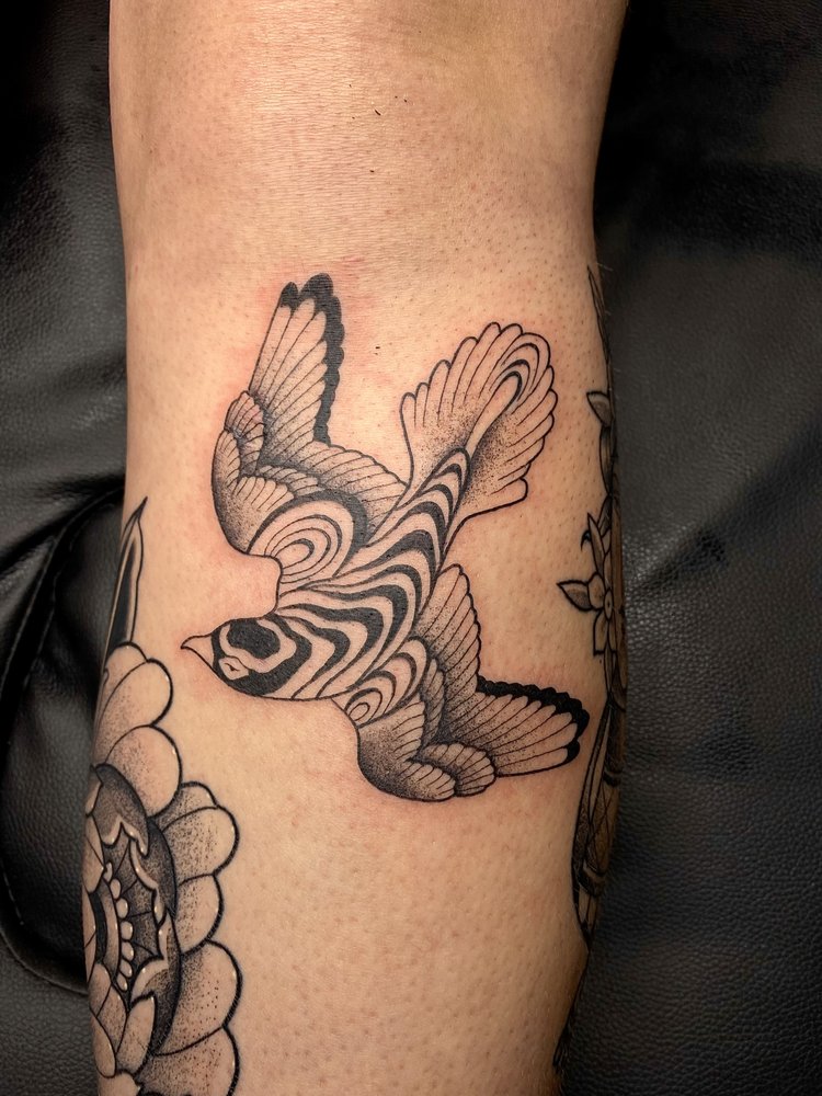 Desert Rat Tattoo Logo