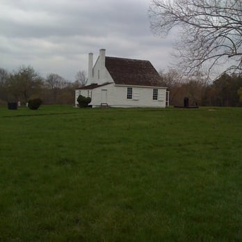 Stonewall Jackson Shrine - Local Flavor Near Me - Woodford, Virginia