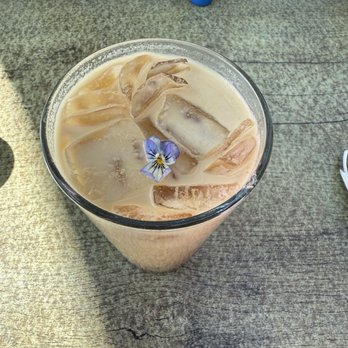 BB Cafe & Catering - Vanilla Latte - Cafes Near Me - Burbank, California BB Cafe & Catering - Vanilla Latte - Cafes Near Me - Burbank, California