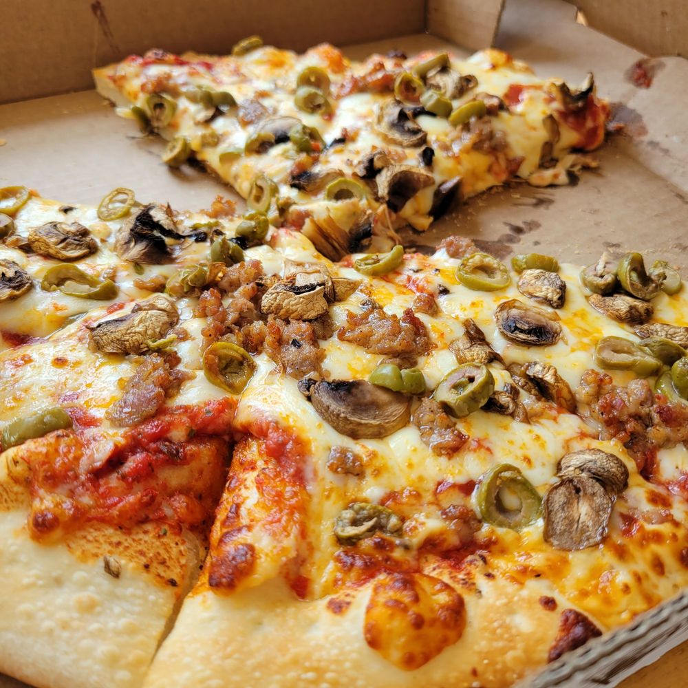 GUS’S CARRY OUT OF HARTLAND - Updated December 2024 - 33 Reviews