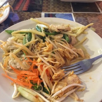 Bai Thong - Yummers! - Thai Near Me - Tucson, Arizona Bai Thong - Yummers! - Thai Near Me - Tucson, Arizona