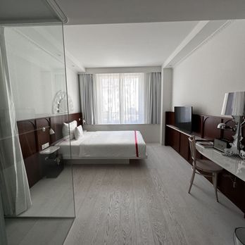 Ruby Mimi - Lovely Room - Hotels Near Me - Zürich, ZH