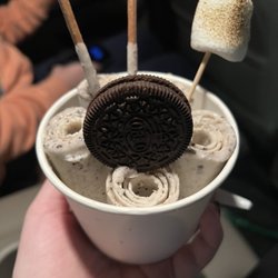 Poke World - Oreo Secret Oreo Rolled Ice Cream