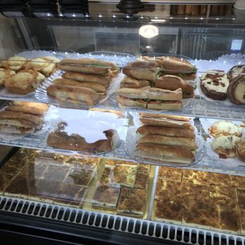 Les Pascals - Bakeries Near Me - Glen Ellen, California Les Pascals - Bakeries Near Me - Glen Ellen, California