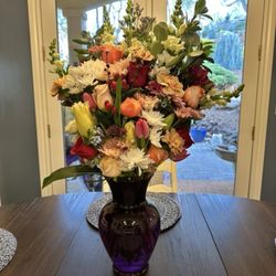 Flowers by Flores - Valentine's Day Bouquet