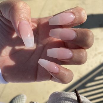 Zen Nail Bar - Acrylic Nail / Short w/ Kim - Nail Salons Near Me - Sherman Oaks, California