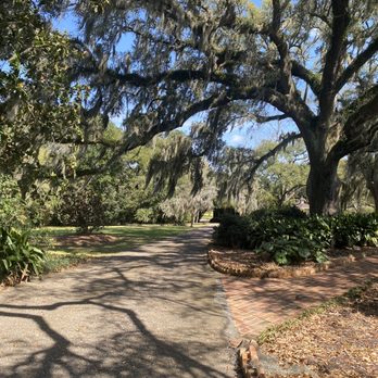 Rip Van Winkle Gardens - Venues & Event Spaces Near Me - New Iberia, Louisiana Rip Van Winkle Gardens - Venues & Event Spaces Near Me - New Iberia, Louisiana