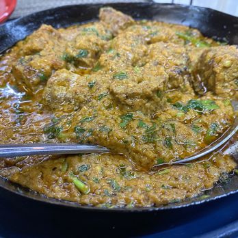 MAX TASTE - Lahorian Grill - Special Lahorian Chicken Karahi - Indian Near Me - Woodland, California