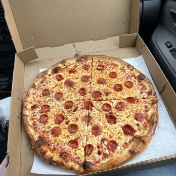 For Real Dough Pizza - Pizza Near Me - Soda Springs, California For Real Dough Pizza - Pizza Near Me - Soda Springs, California