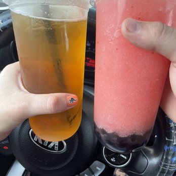 Black Pearl Boba & Tea - Peach Tea & Strawberry Fruit Slush with boba - Bubble Tea Near Me - Tulare, California Black Pearl Boba & Tea - Peach Tea & Strawberry Fruit Slush with boba - Bubble Tea Near Me - Tulare, California