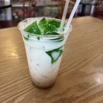 Bali Kitchen - I don't know the name of the drink but I definitely recommend this drink not super sweet just the right amount of sweetness - Indonesian Near Me - Sacramento, California Bali Kitchen - I don't know the name of the drink but I definitely recommend this drink not super sweet just the right amount of sweetness - Indonesian Near Me - Sacramento, California