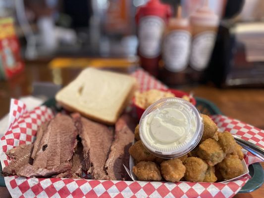 Smokin Yard's BBQ by null