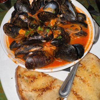 The Foxy Brown - Mussels - Comfort Food Near Me - Fort Lauderdale, Florida The Foxy Brown - Mussels - Comfort Food Near Me - Fort Lauderdale, Florida