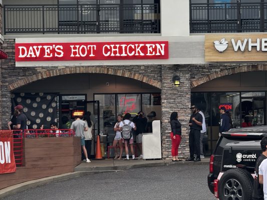 Dave's Hot Chicken by null